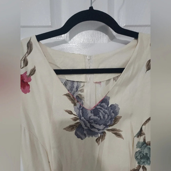 Vintage En Focus Cream Floral Sleeveless Maxi Dress in Size 13/14 - Picture 2 of 13